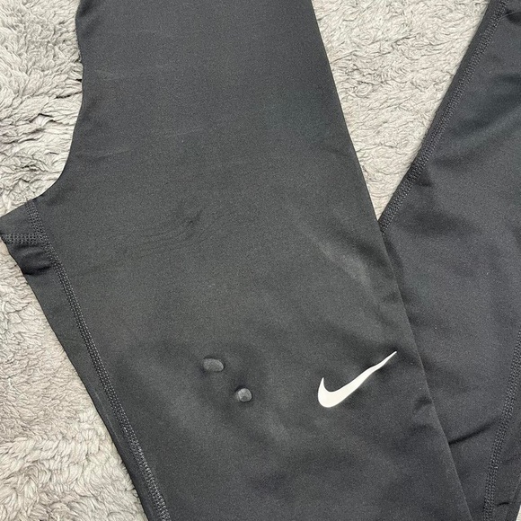 Nike Pro leggings size XS - Picture 2 of 3